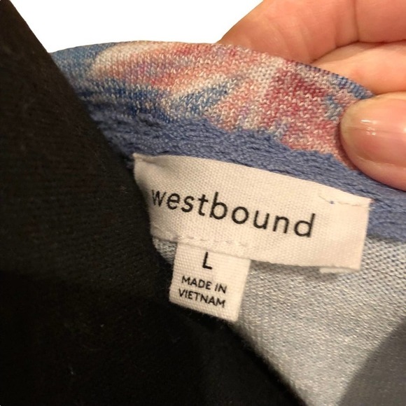 westbound Blue Pink White Large Floral Print Short Sleeve Top Size Large - Picture 6 of 9